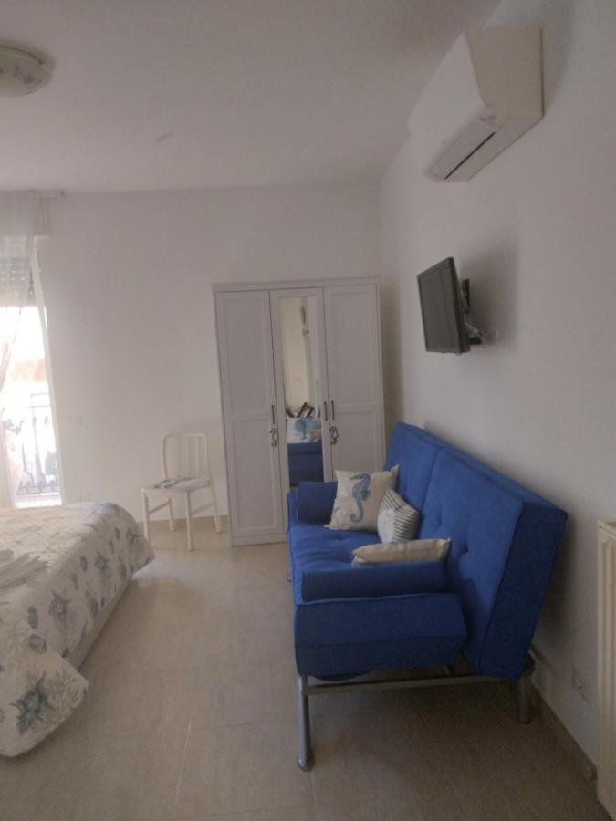 L'Approdo Hotel Bordighera Exterior photo